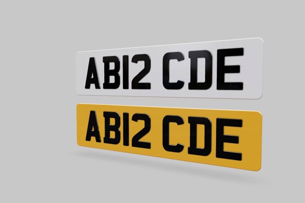 18.5 inch short number plate with 4D 3mm characters, rendered in the plate builder